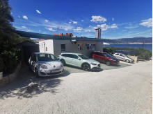 Dom z apartamentami na Čiovo