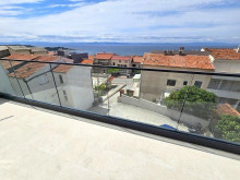 Atrakcyjny apartament z widokiem na morze w nowym budynku - Makarska